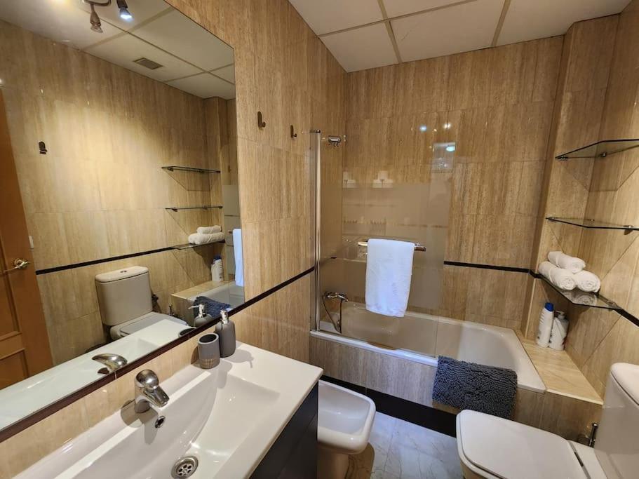 Makao Apartamento La Macarena Sevilla Eksteriør bilde